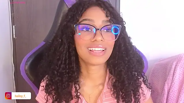 Heily Fox online show from 25, 2, 2025