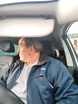 Snapshot of gillou1234 chatting on 10, 11, 2025 gillou1234 online show from 10, 11, 2025