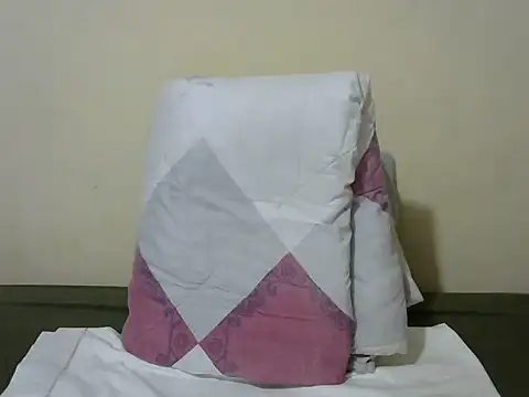 Snapshot of wetberrry chatting on 14, 10, 2025 wetberrry online show from 14, 10, 2025