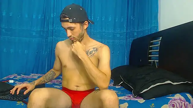 Hot Sharks  online show from 30, 10, 2025