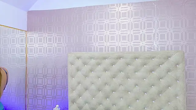 Sara Desire online show from 20, 9, 2025