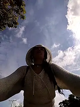 rebekka simpson online show from 13, 11, 2025