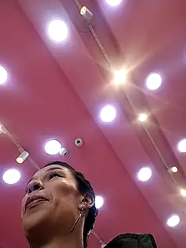Snapshot of rebekka_simpson chatting on 6, 1, 2026 rebekka simpson online show from 6, 1, 2026