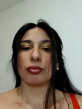 Snapshot of Bigyummmzul chatting on 20, 12, 2024 Bigyummmzul online show from 20, 12, 2024