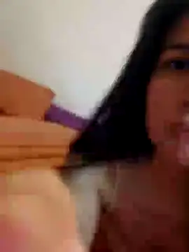 Snapshot of Bigyummmzul chatting on 1, 1, 2025 Bigyummmzul online show from 1, 1, 2025