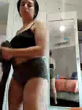 Snapshot of Bigyummmzul chatting on 2, 1, 2025 Bigyummmzul online show from 2, 1, 2025