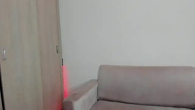 Snapshot of Lilacutte_ chatting on 28, 1, 2025 Lilacutte online show from 28, 1, 2025