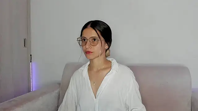 Snapshot of Lilacutte_ chatting on 9, 2, 2025 Lilacutte online show from 9, 2, 2025