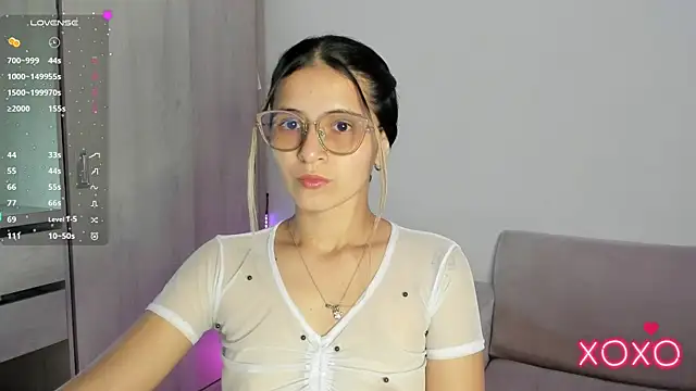 Snapshot of Lilacutte_ chatting on 10, 10, 2025 Lilacutte online show from 10, 10, 2025