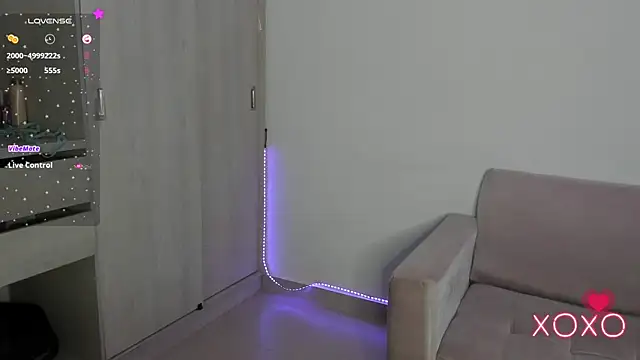 Snapshot of Lilacutte_ chatting on 22, 10, 2025 Lilacutte online show from 22, 10, 2025