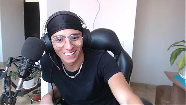 jay dimarco2 online show from 9, 2, 2026