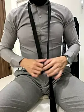 harrylouis1357 online show from 3, 12, 2024