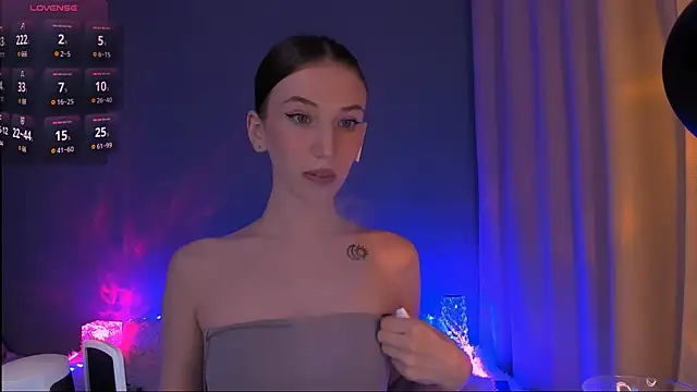 Snapshot of ellaamber chatting on 16, 12, 2024 ellaamber online show from 16, 12, 2024