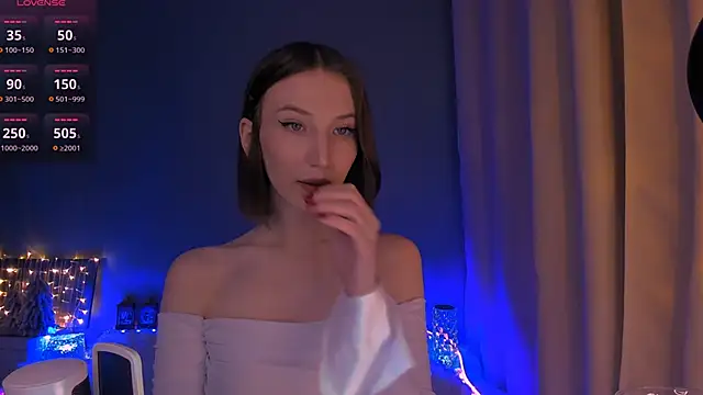 Snapshot of ellaamber chatting on 13, 1, 2025 ellaamber online show from 13, 1, 2025