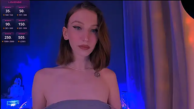 Snapshot of ellaamber chatting on 2, 11, 2025 ellaamber online show from 2, 11, 2025