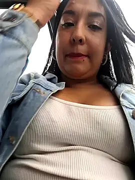 Bella keny online show from 10, 10, 2025