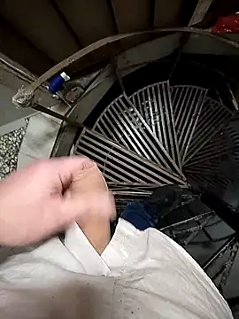 A man in public online show from 11, 3, 2026