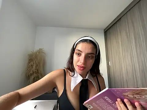 Snapshot of dakota_le chatting on 19, 6, 2026 dakota le online show from 19, 6, 2026