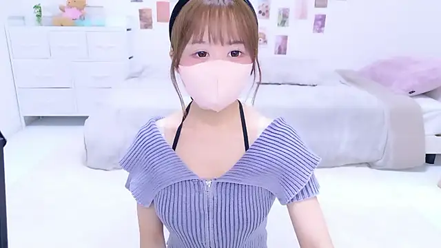 Snapshot of chihiro_ri chatting on 9, 10, 2025 chihiro ri online show from 9, 10, 2025