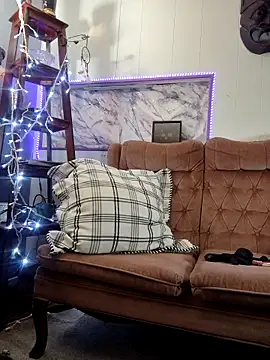 Genevieve143 online show from 5, 3, 2026