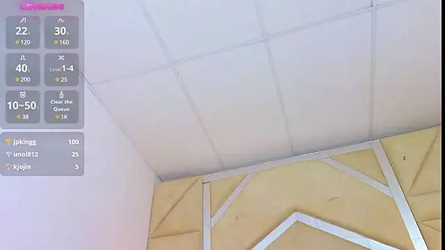 Tiphani walker  online show from 15, 3, 2025