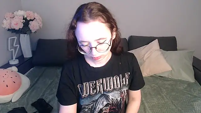 Snapshot of Mini_Diva chatting on 29, 1, 2025 Mini Diva online show from 29, 1, 2025