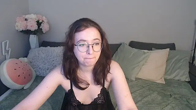 Snapshot of Mini_Diva chatting on 14, 3, 2025 Mini Diva online show from 14, 3, 2025