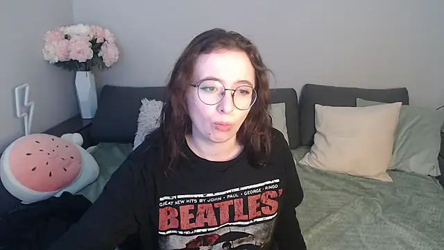 Snapshot of Mini_Diva chatting on 22, 3, 2025 Mini Diva online show from 22, 3, 2025