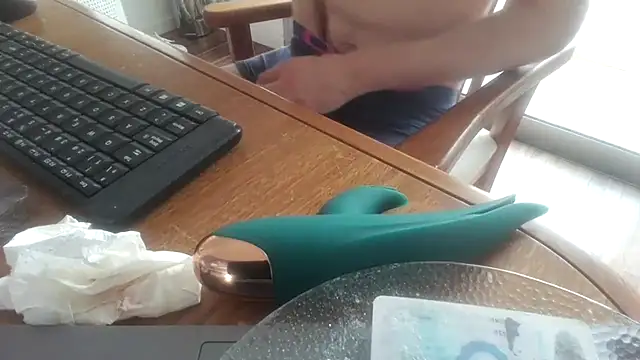 Snapshot of nicolaaaaas chatting on 4, 3, 2025 nicolaaaaas online show from 4, 3, 2025