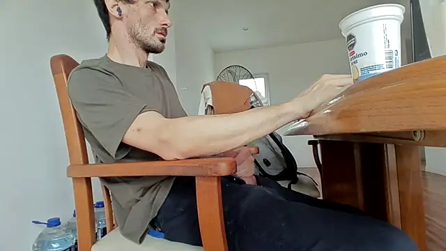 Snapshot of nicolaaaaas chatting on 11, 3, 2025 nicolaaaaas online show from 11, 3, 2025