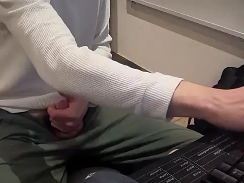 Snapshot of nicolaaaaas chatting on 19, 9, 2025 nicolaaaaas online show from 19, 9, 2025