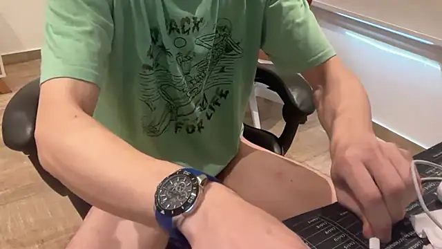 Snapshot of nicolaaaaas chatting on 3, 10, 2025 nicolaaaaas online show from 3, 10, 2025