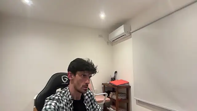 Snapshot of nicolaaaaas chatting on 8, 10, 2025 nicolaaaaas online show from 8, 10, 2025