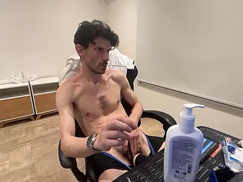 Snapshot of nicolaaaaas chatting on 11, 10, 2025 nicolaaaaas online show from 11, 10, 2025