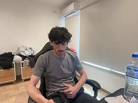 Snapshot of nicolaaaaas chatting on 19, 10, 2025 nicolaaaaas online show from 19, 10, 2025