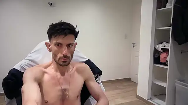 Snapshot of nicolaaaaas chatting on 12, 11, 2025 nicolaaaaas online show from 12, 11, 2025