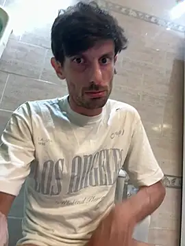 nicolaaaaas online show from 4, 2, 2026