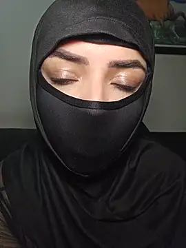 Snapshot of Uzra_hayed chatting on 23, 11, 2025 Uzra hayed online show from 23, 11, 2025