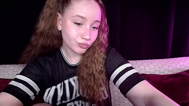 Snapshot of SindiWatsoon chatting on 16, 3, 2025 SindiWatsoon online show from 16, 3, 2025