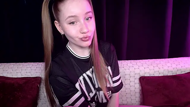 Snapshot of SindiWatsoon chatting on 21, 3, 2025 SindiWatsoon online show from 21, 3, 2025