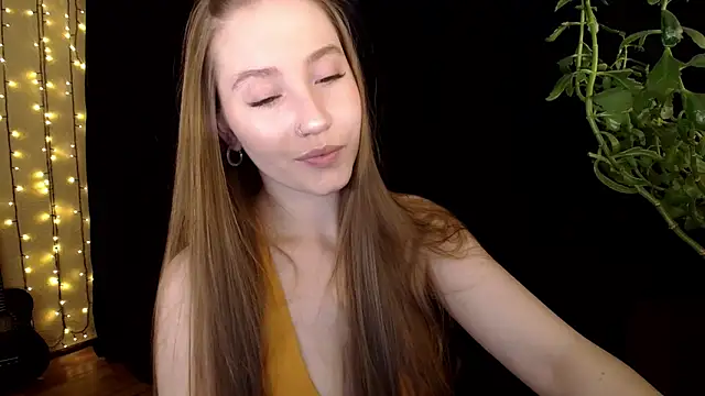 Snapshot of SindiWatsoon chatting on 26, 10, 2025 SindiWatsoon online show from 26, 10, 2025