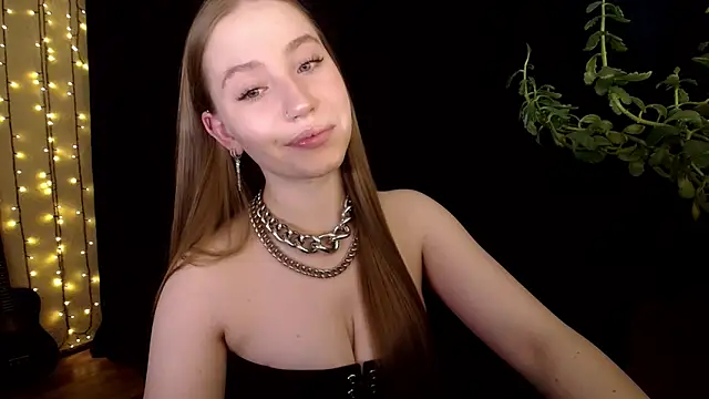 Snapshot of SindiWatsoon chatting on 30, 10, 2025 SindiWatsoon online show from 30, 10, 2025