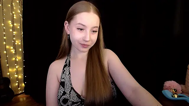 Snapshot of SindiWatsoon chatting on 20, 11, 2025 SindiWatsoon online show from 20, 11, 2025