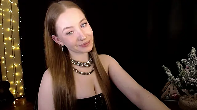 Snapshot of SindiWatsoon chatting on 17, 12, 2025 SindiWatsoon online show from 17, 12, 2025