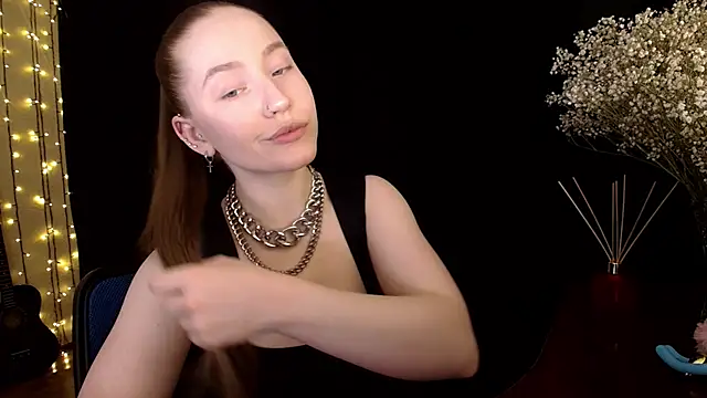 Snapshot of SindiWatsoon chatting on 3, 3, 2026 SindiWatsoon online show from 3, 3, 2026