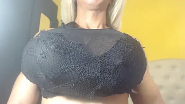 DanielaMuscleTS online show from 31, 1, 2025