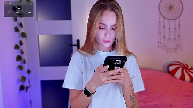 Kamila icee online show from 17, 3, 2025