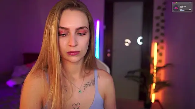 Kamila icee online show from 27, 9, 2025