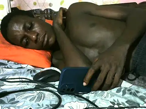 Snapshot of Bigras0011 chatting on 6, 2, 2025 Bigras0011 online show from 6, 2, 2025