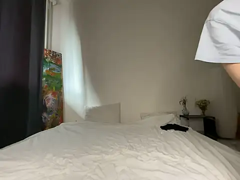 winter  sun online show from 23, 9, 2025